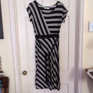 Black & Grey Faux Wrap Dress with Short Sleeves and Crew Neck